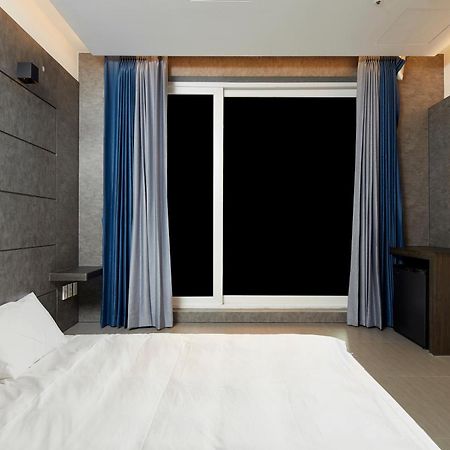 Elren Hotel Jeju Seogwipo Dış mekan fotoğraf